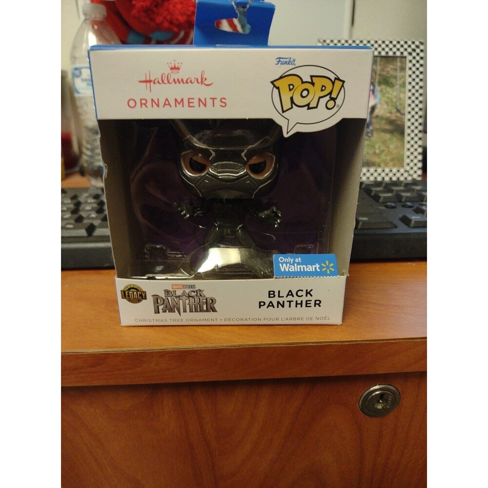 Brand new Hallmark Funko pop Black Panther-055u